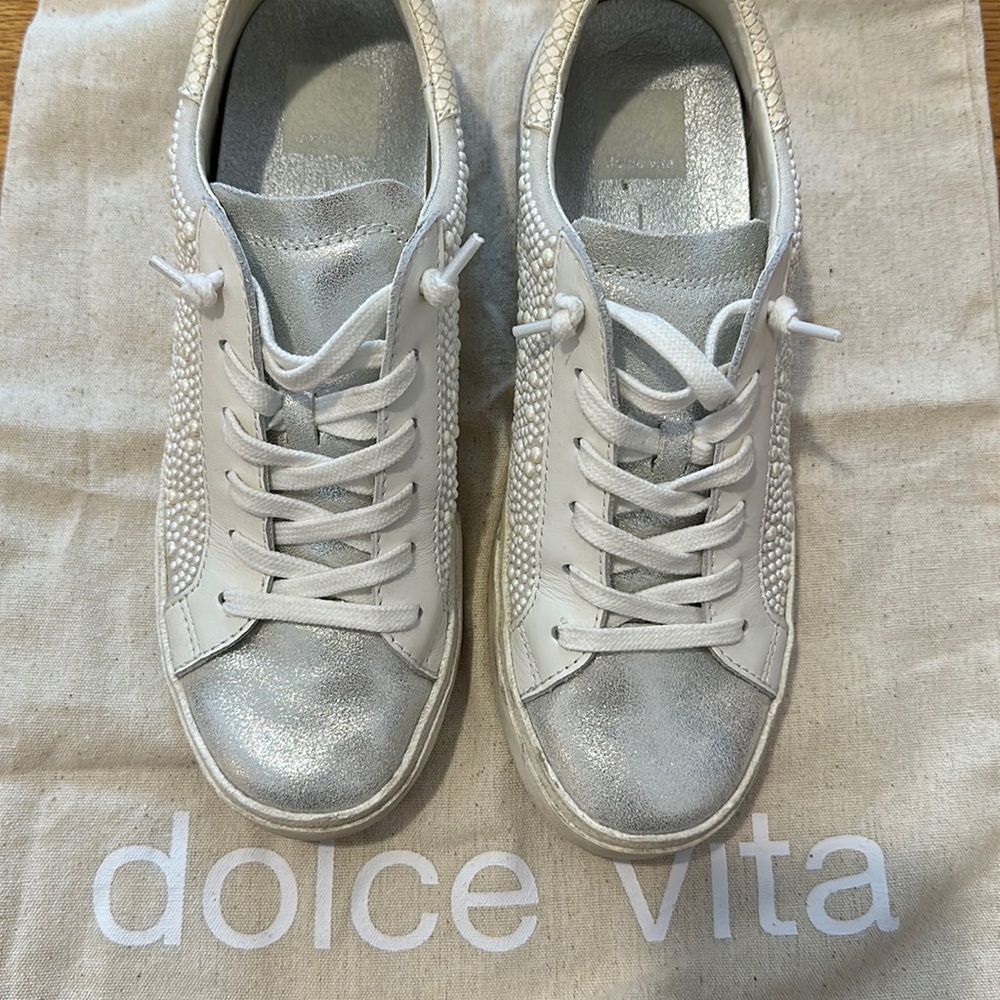 Dolce Vita Sneakers